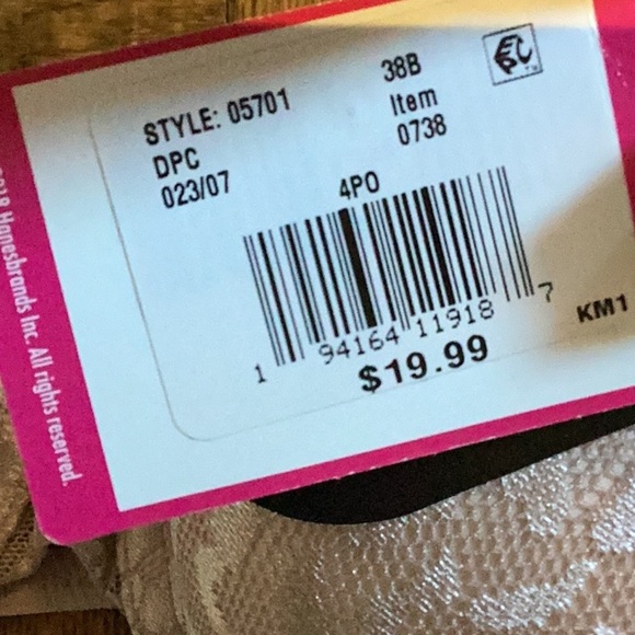 Maidenform bra size 38B new with tags lightly lined underwire slight pattern new - Picture 3 of 5